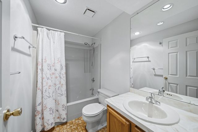 31 Shaw Farm Road 31, Canton, MA 02021