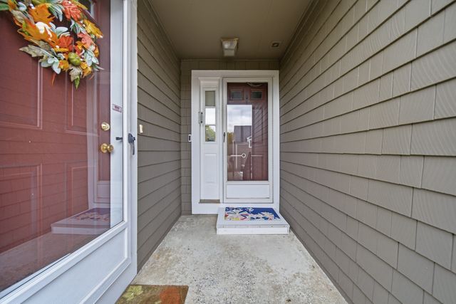 31 Shaw Farm Road 31, Canton, MA 02021