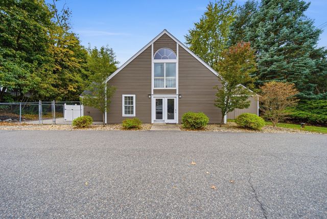 31 Shaw Farm Road 31, Canton, MA 02021
