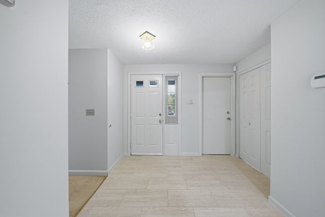 31 Shaw Farm Road 31, Canton, MA 02021