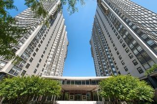 5701 N Sheridan Road 6T, Chicago, IL 60660