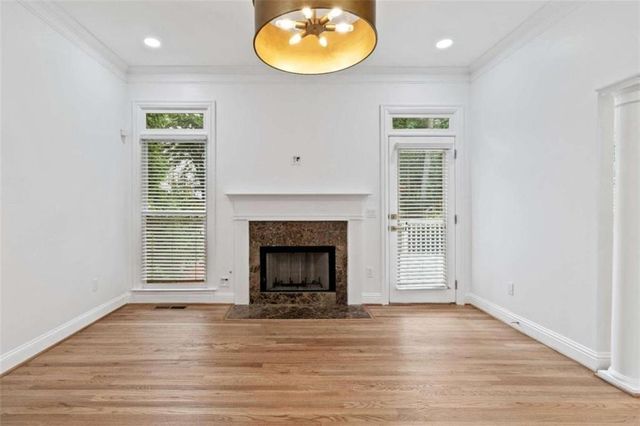 1711 Summit Glen Lane, Atlanta, GA 30329