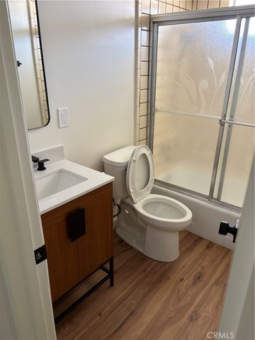 2142 Parsons Street, Costa Mesa, CA 92627