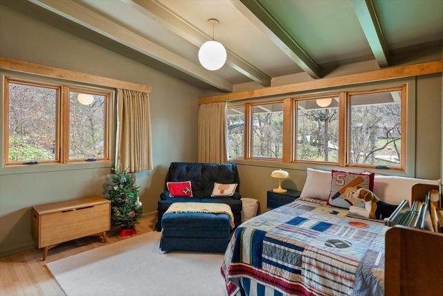 888 Forest Acres Dr, Nashville, TN 37220