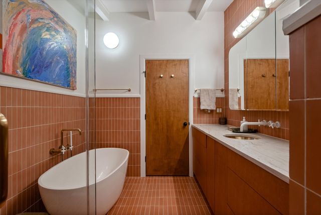 888 Forest Acres Dr, Nashville, TN 37220