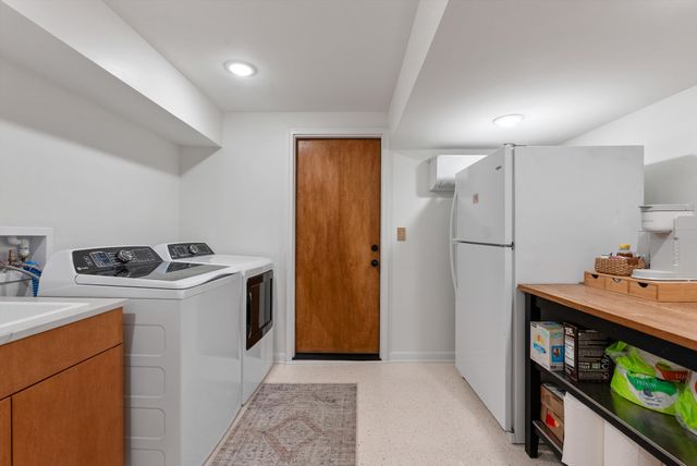 888 Forest Acres Dr, Nashville, TN 37220