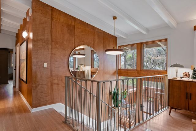 888 Forest Acres Dr, Nashville, TN 37220