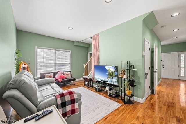 708 E Front St 2, Plainfield City, NJ 07060