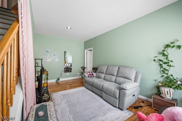 708 E Front St 2, Plainfield City, NJ 07060