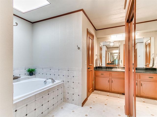 11700 Shasta Lane, Oklahoma City, OK 73162