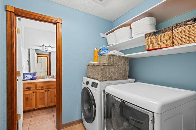 70 Steeplechase Drive, Tijeras, NM 87059