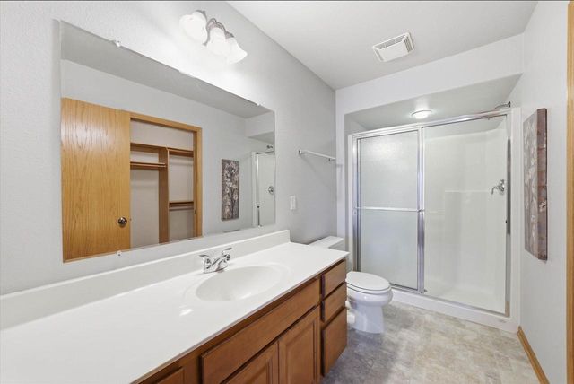 308 E Redding CIRCLE, Belgium, WI 53004