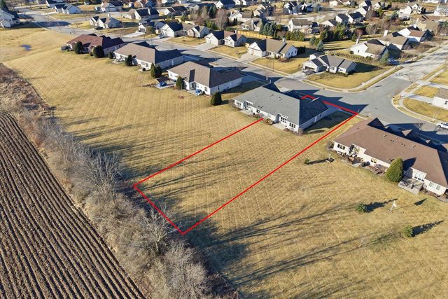 308 E Redding CIRCLE, Belgium, WI 53004