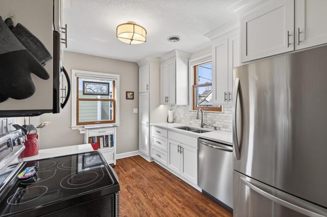 5416 14th Avenue S, Minneapolis, MN 55417