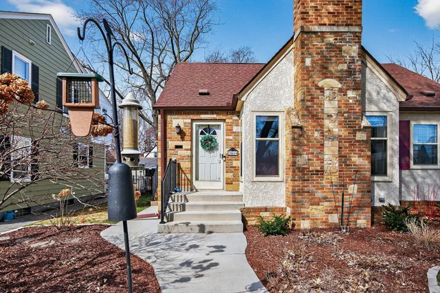 5416 14th Avenue S, Minneapolis, MN 55417