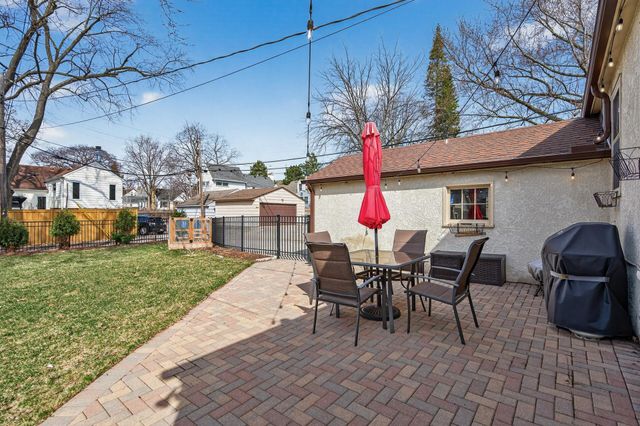 5416 14th Avenue S, Minneapolis, MN 55417