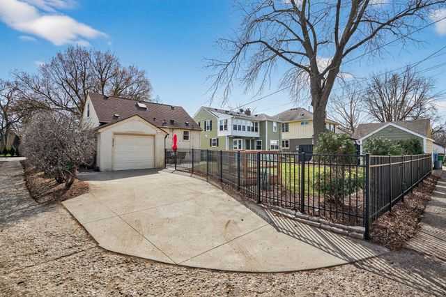 5416 14th Avenue S, Minneapolis, MN 55417