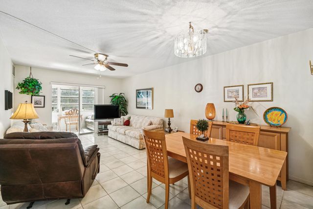 108 NE 20TH Avenue NE 201, Boynton Beach, FL 33435