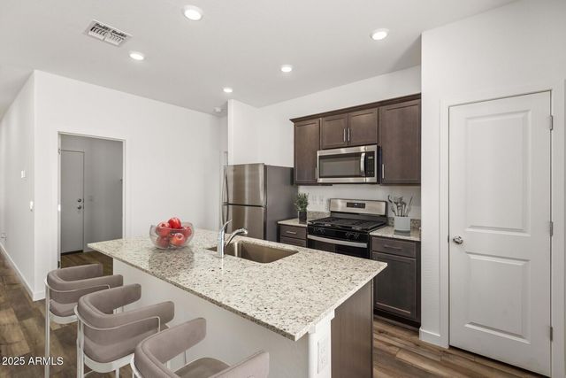 24607 W ST ANNE Avenue, Buckeye, AZ 85326