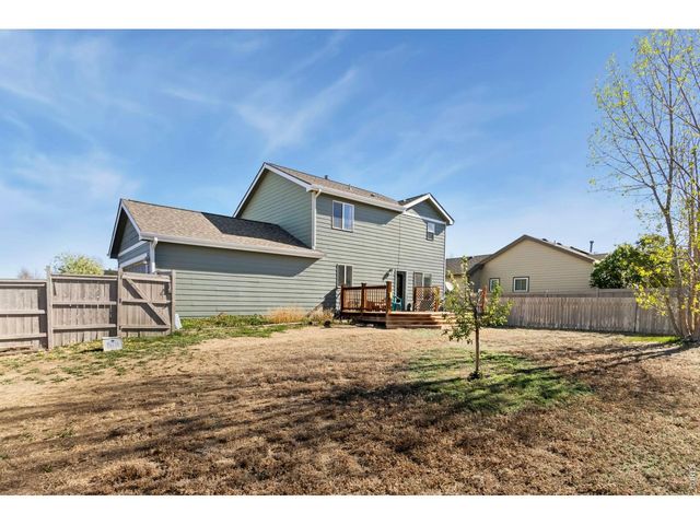 3211 White Buffalo Dr, Wellington, CO 80549