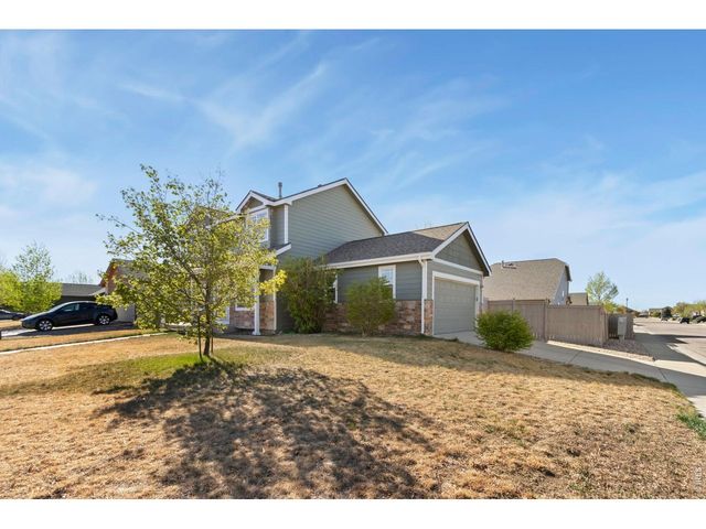 3211 White Buffalo Dr, Wellington, CO 80549