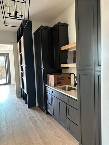 11707 W 181st Terrace, Overland Park, KS 66013