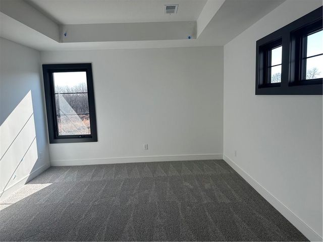 11707 W 181st Terrace, Overland Park, KS 66013