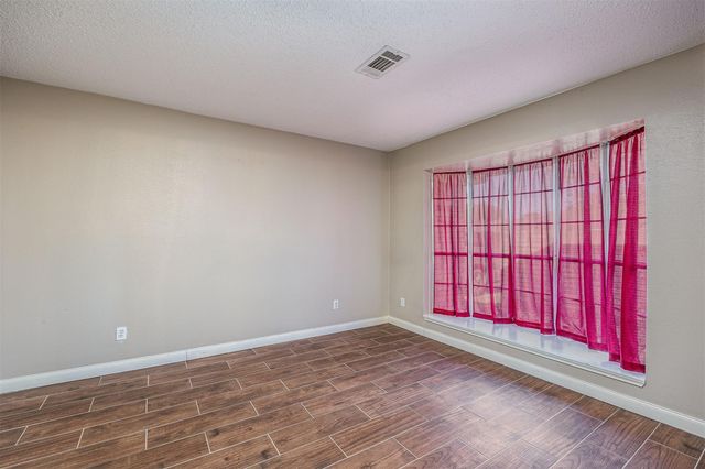 1603 E Baker Road, Baytown, TX 77521