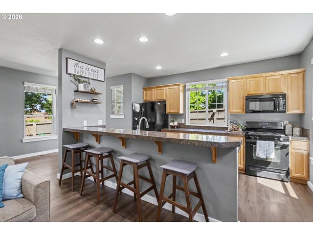 2200 S WHITE SALMON Dr, Ridgefield, WA 98642