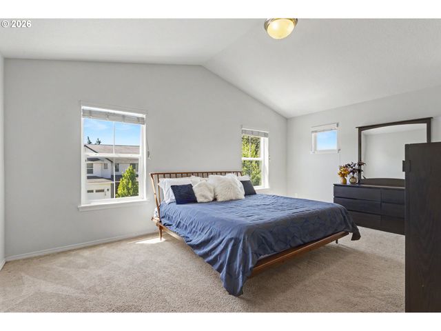 2200 S WHITE SALMON Dr, Ridgefield, WA 98642