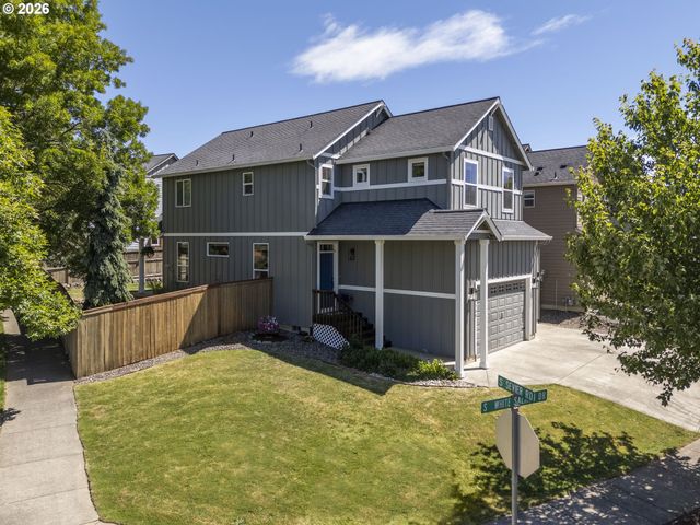 2200 S WHITE SALMON Dr, Ridgefield, WA 98642