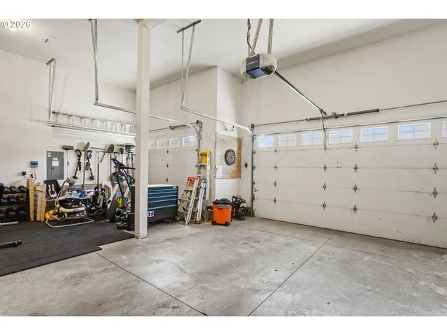 2200 S WHITE SALMON Dr, Ridgefield, WA 98642