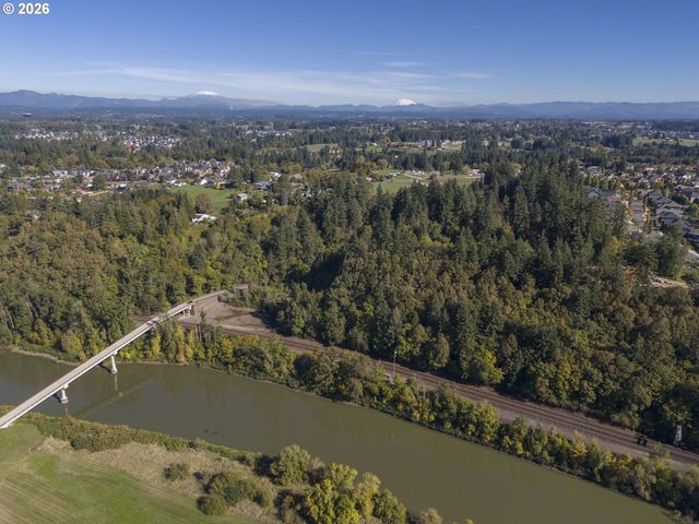 2200 S WHITE SALMON Dr, Ridgefield, WA 98642
