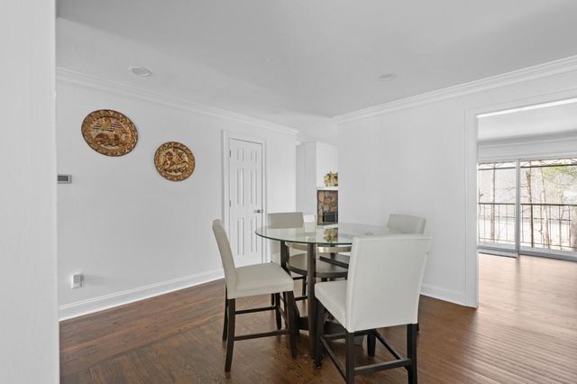1744 Woodcliff Place NE, Atlanta, GA 30329