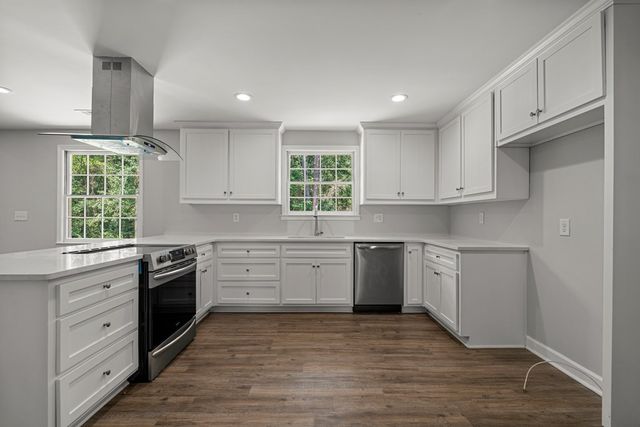 989 Lee Road 0213, Phenix City, AL 36870