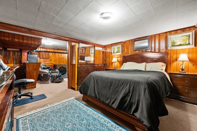 38 Bonavesta St, Lynn, MA 01905