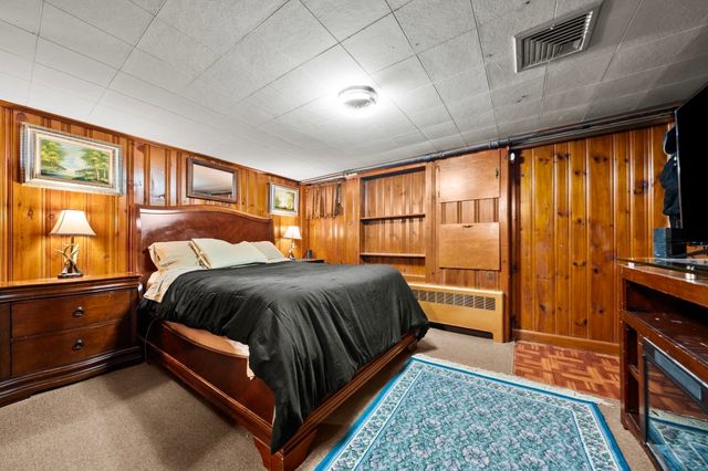 38 Bonavesta St, Lynn, MA 01905