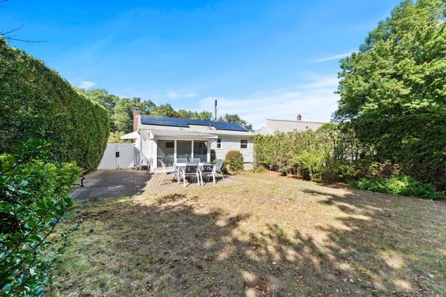 38 Bonavesta St, Lynn, MA 01905