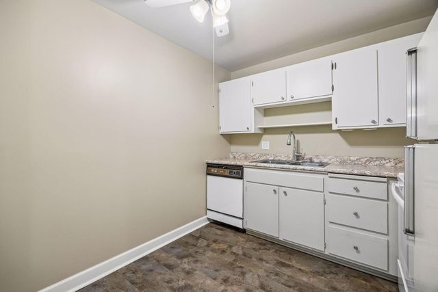 6450 York Avenue S 505, Edina, MN 55435
