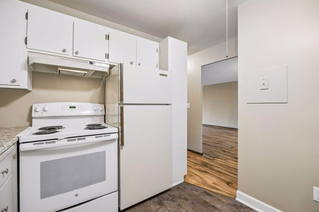 6450 York Avenue S 505, Edina, MN 55435