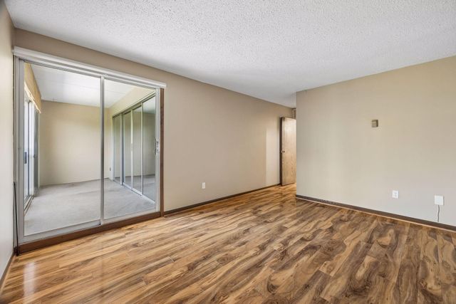 6450 York Avenue S 505, Edina, MN 55435