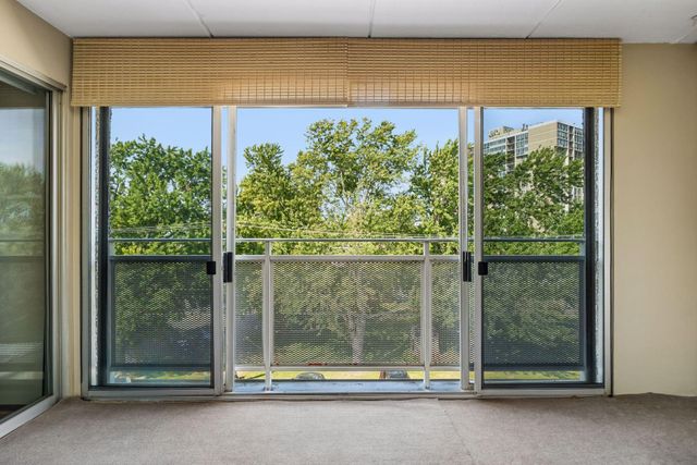6450 York Avenue S 505, Edina, MN 55435