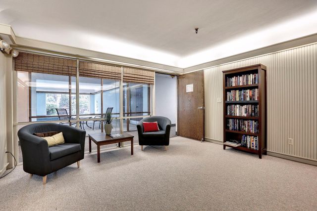 6450 York Avenue S 505, Edina, MN 55435