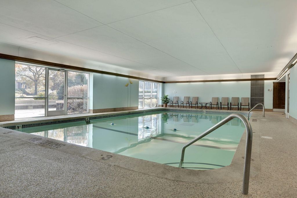 6450 York Avenue S 505, Edina, MN 55435