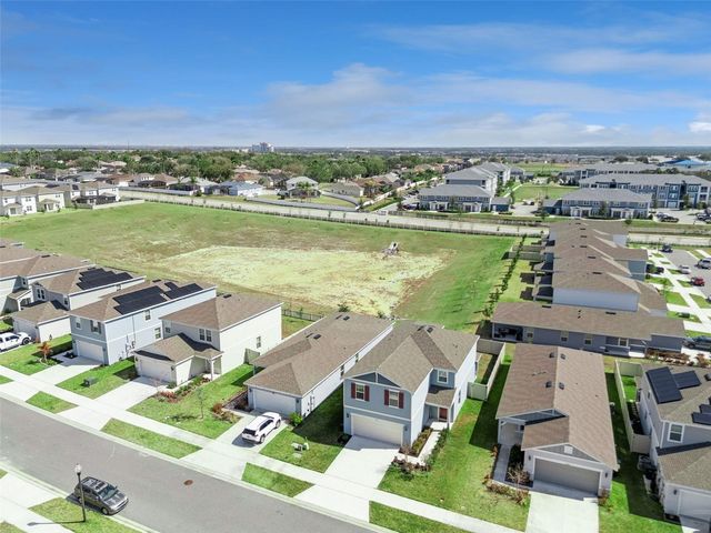 2210 LOVELY LANE, Davenport, FL 33896