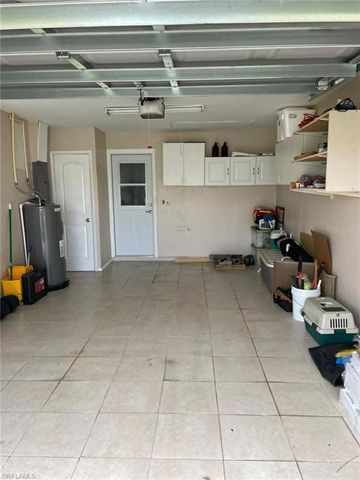 1154 SW 47th TER, Cape Coral, FL 33914