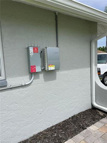 1154 SW 47th TER, Cape Coral, FL 33914