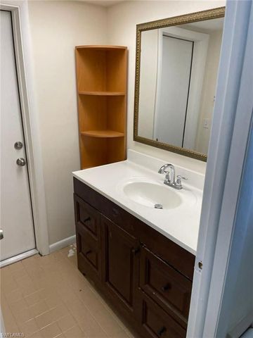 1154 SW 47th TER, Cape Coral, FL 33914
