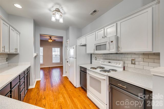 618 Bayou Circle, Clover, SC 29710