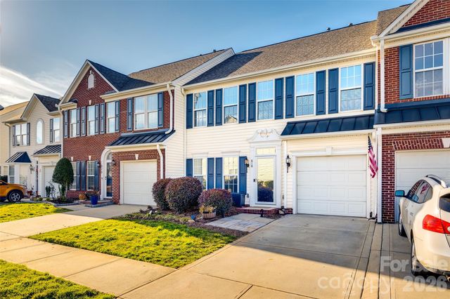 618 Bayou Circle, Clover, SC 29710